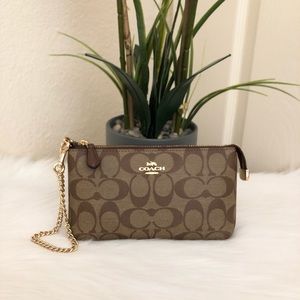 ‼️SALE‼️COACH Large Wristlet In Signature Canvass